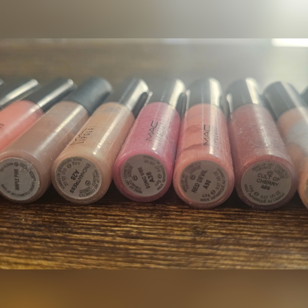 MAC Lipglass Collection – Rare, LE, and Discontinued Shades – Bundle Discount - Picture 8 of 12